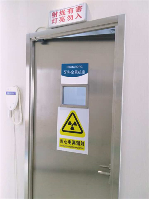武威防辐射铅门：守护生命健康的隐形盾牌